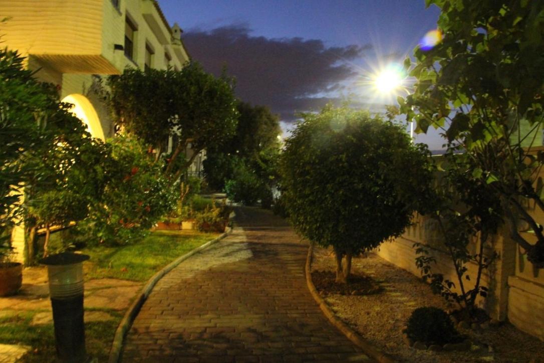 Bonita Casa En Urbanizacion Privada Muy Cerca Del Mar Y De Alicante Gran Alacant Exterior photo